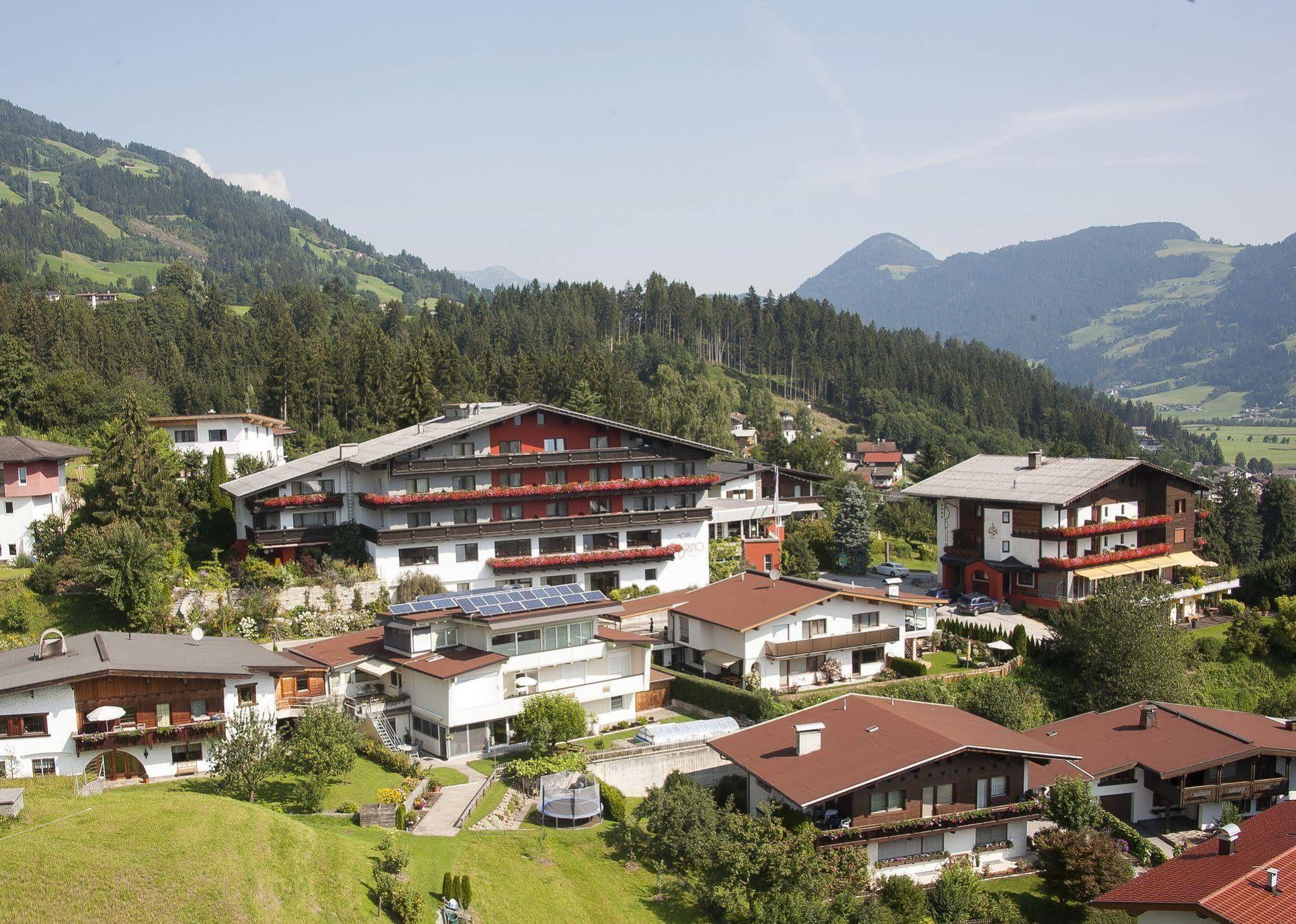 Hotel Bruno Fügen Exteriér fotografie