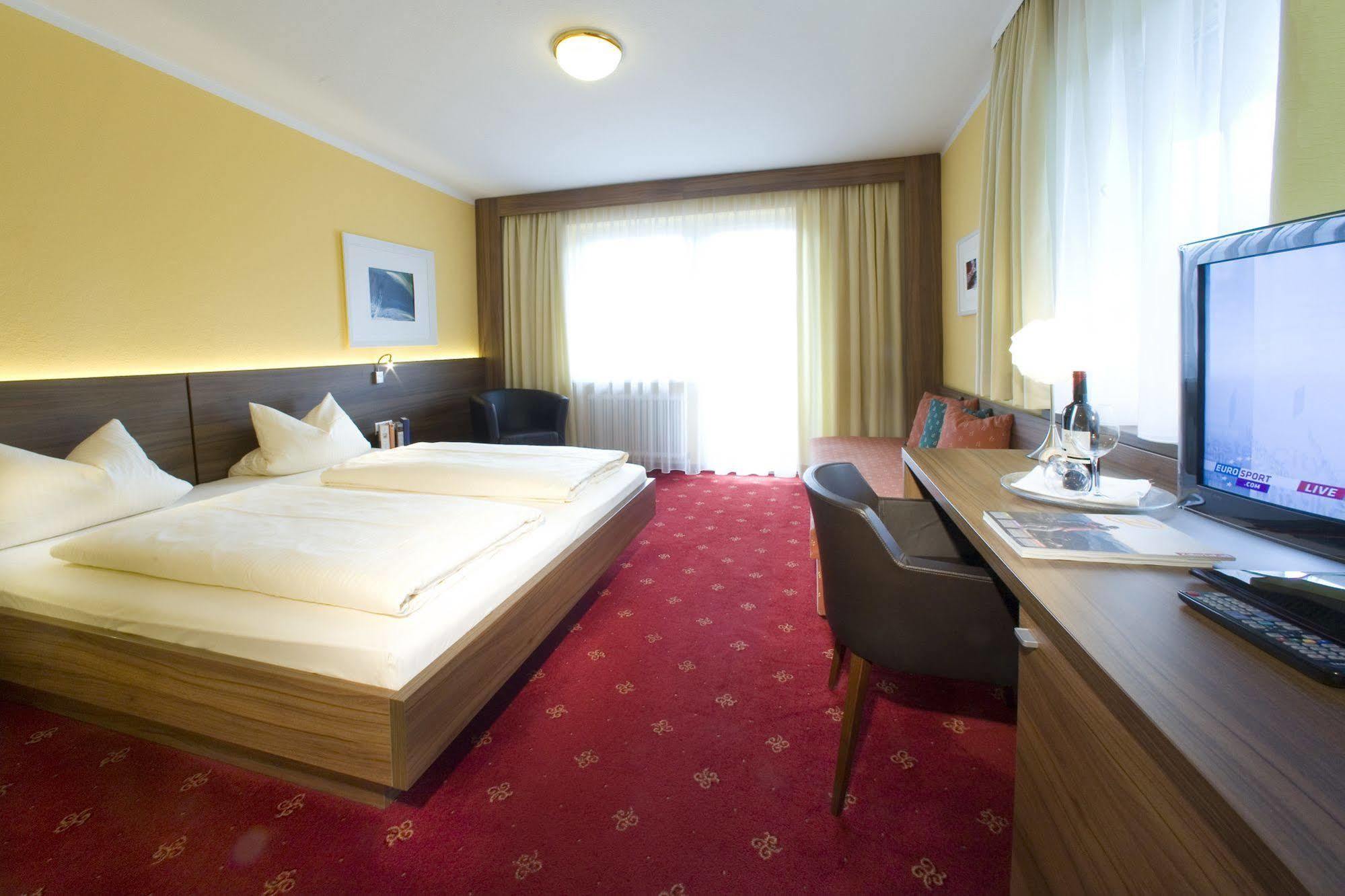 Hotel Bruno Fügen Exteriér fotografie